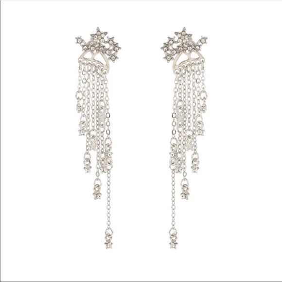 • Taya • Star Pendant Fringe Earrings - Picture 4 of 5